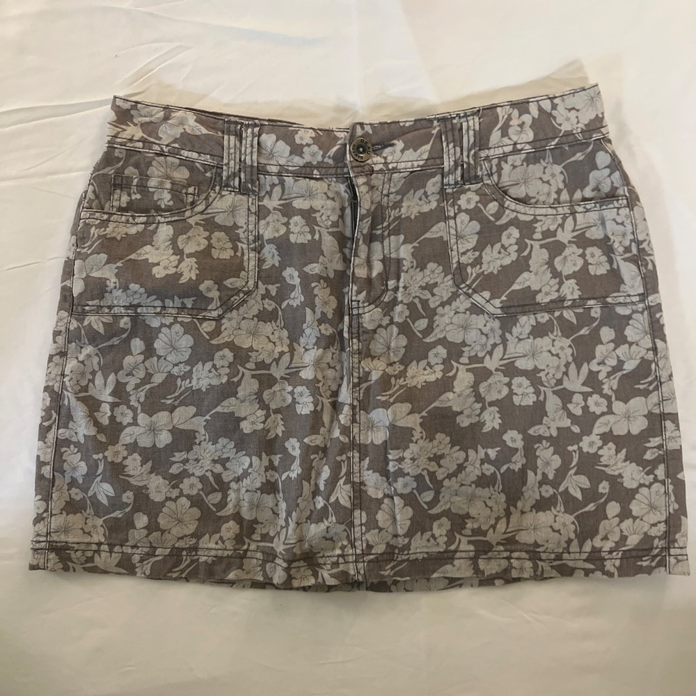 Beau Dawson Brown Floral Linen Blend Skort Women Size 8 Utility Pockets Mini